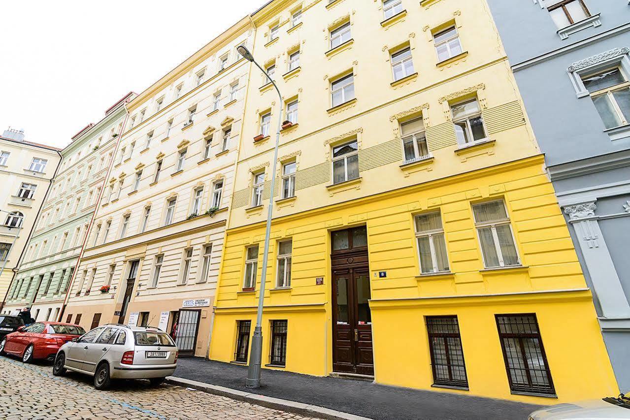 Old Town Apartments Прага Екстериор снимка